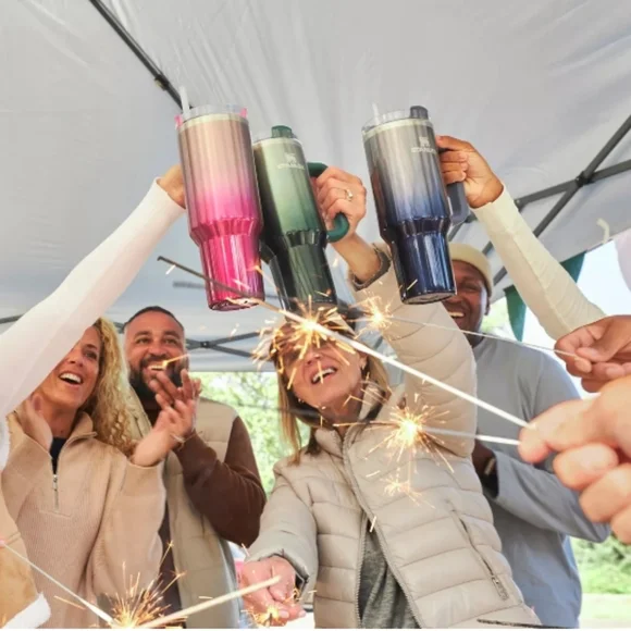 Stanley Tumbler Cup - Picture 9 of 16